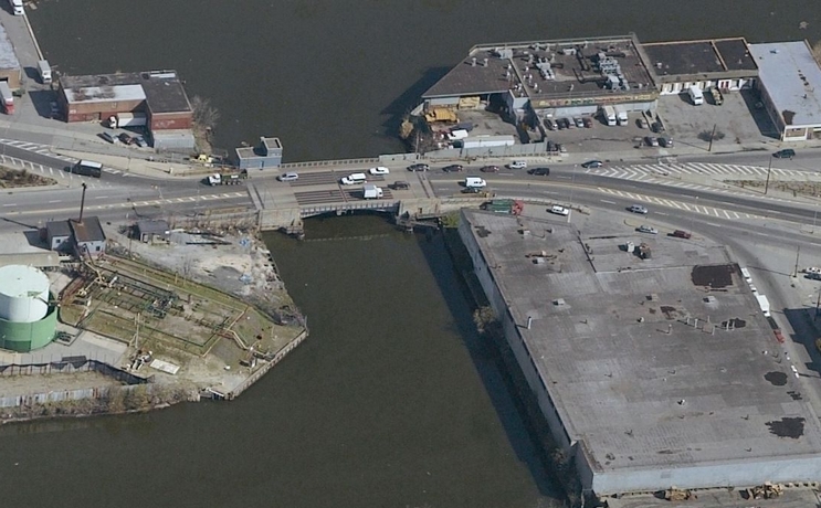 Metropolitan Avenue Bridge: Metropolitan Avenue Bridge 3